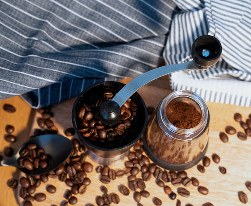 Ade manuell kaffekvarn