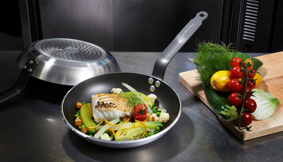 De Buyer belagd stekpanna Resto Induction
