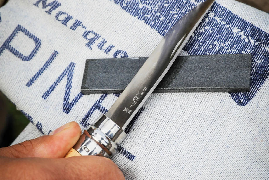 Opinel luonnonkivi veitsille