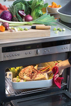 Revol roasting dish, white