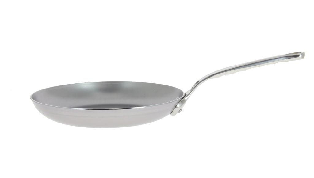 De Buyer Mineral B Pro omelette pan