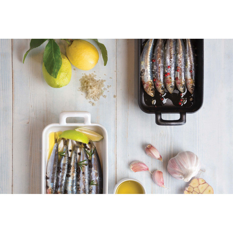 Revol roasting dish, white
